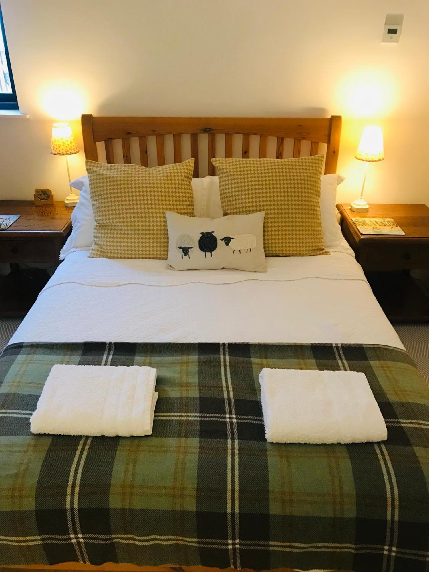City Central Quiet Garden Apartment With Free Parking Inverness Eksteriør billede